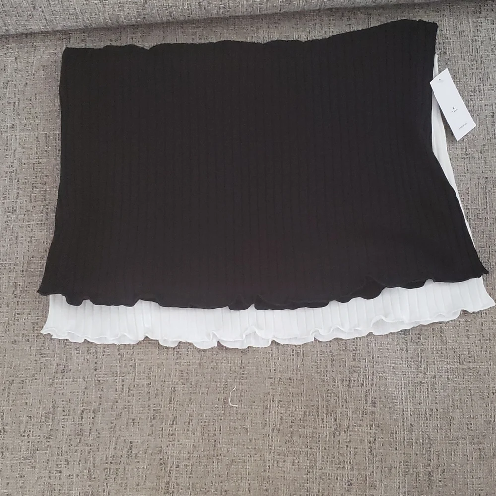 2 Old Navy Ribbed Tank - Picture 8 of 8